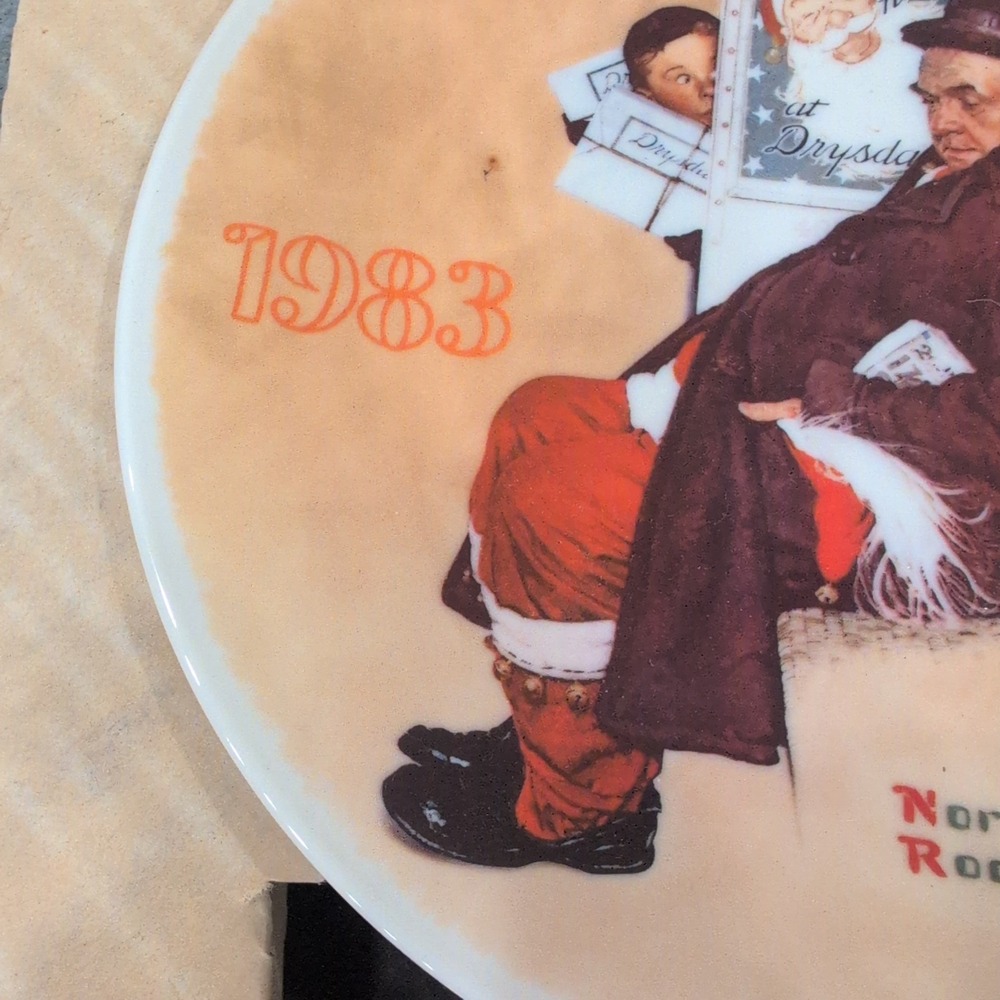 1983 Norman Rockwell Santa in the Subway Christmas Plate Edwin M Knowles - Picture 2 of 8